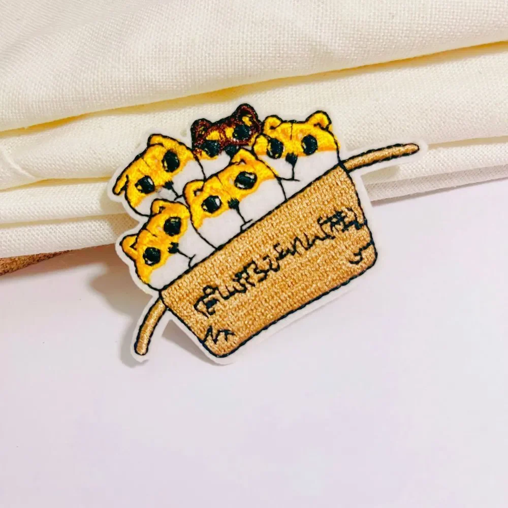 Pet Basekt of Kitten‎ Cats-Iron on patch